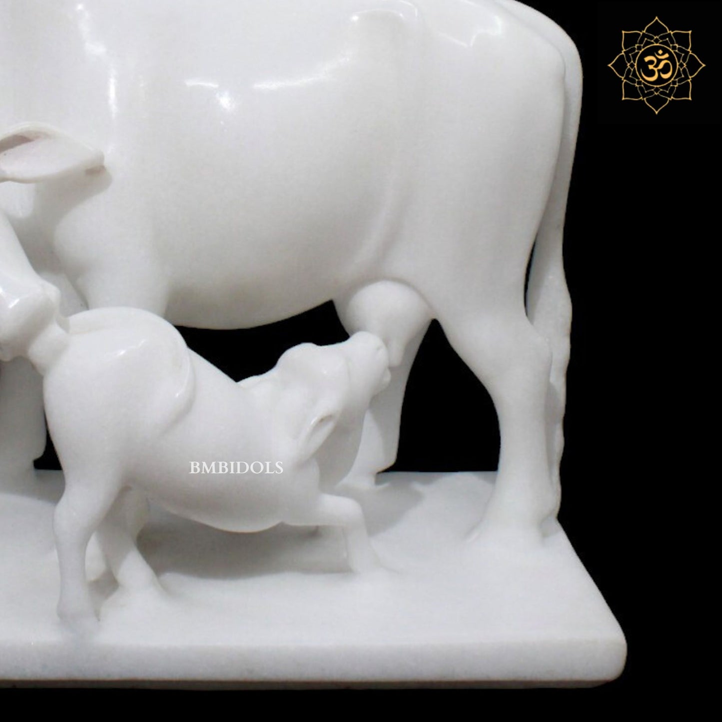 White Marble Cow & Calf Statue in 10inch for Decoration Purpose