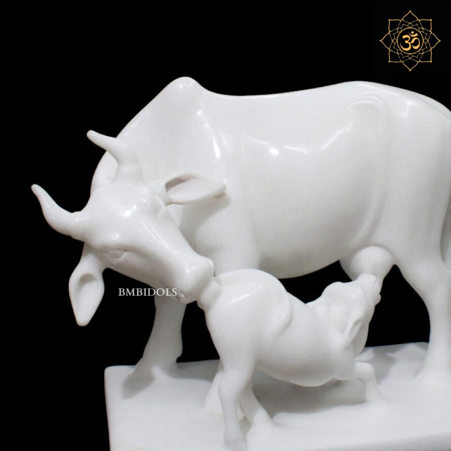 White Marble Cow & Calf Statue in 10inch for Decoration Purpose