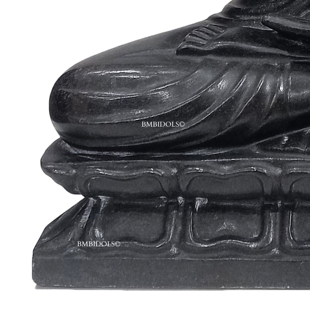 Black Buddha Statue made in Natural Stone for Home and Gardens